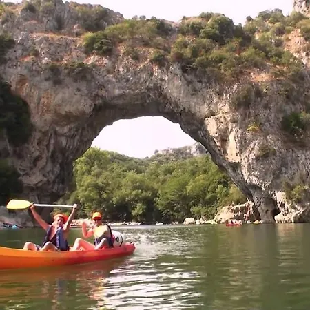 בית נופש Le Murier En Ardeche, 10 Personnes, Avec Sauna *
