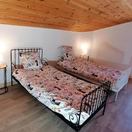 בית נופש Le Murier En Ardeche, 10 Personnes, Avec Sauna *