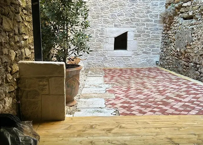 Le Murier En Ardeche, 10 Personnes, Avec Sauna Casa de Férias Saint-Marcel-d'Ardeche