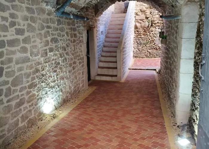 Le Murier En Ardeche, 10 Personnes, Avec Sauna Casa de Férias Saint-Marcel-d'Ardeche